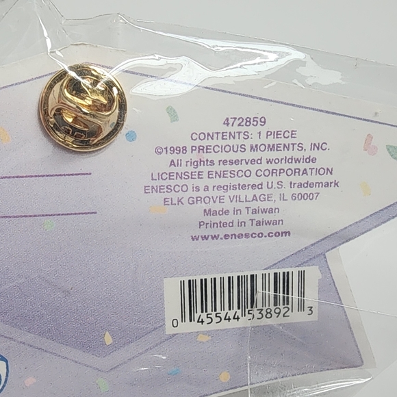 Precious Moments Golden Graduation Lapel Pin 1998 Unopened New - Picture 4 of 5